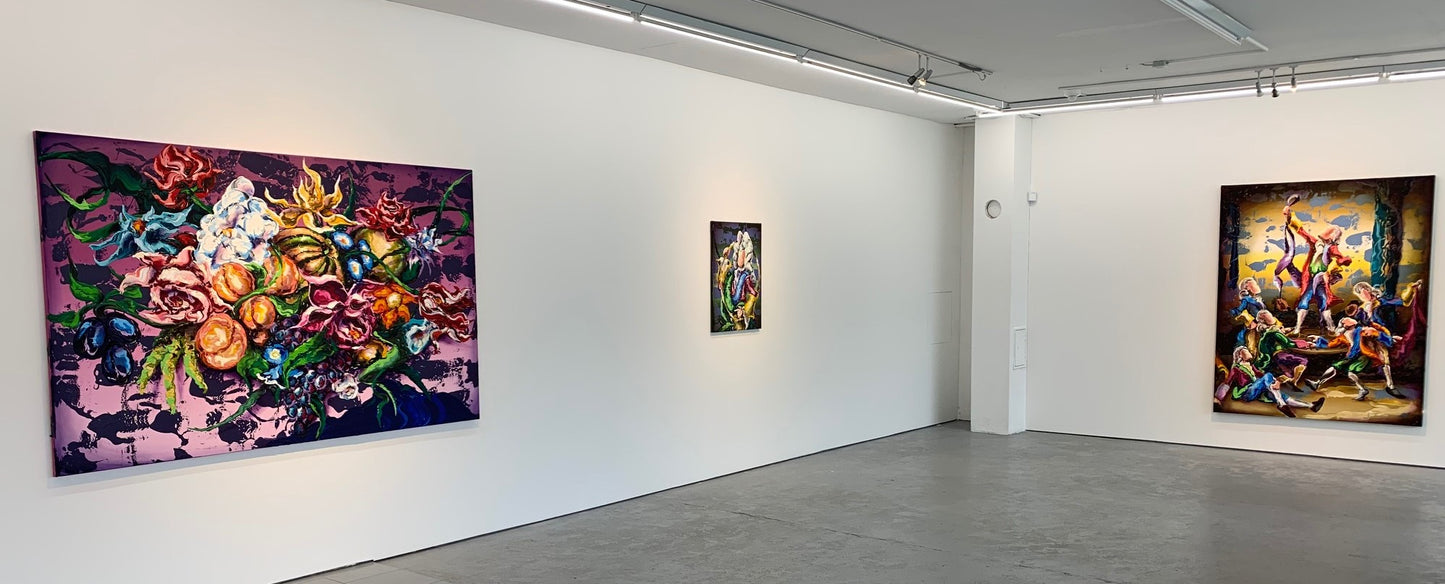 Die Ausstellung ›SATT‹ des in Berlin lebenden Künstlers Lennart Grau bei Galerie Lachenmann Art zeigt schwungvolle und farblich perfekt abgestimmte Bilder mit fließenden Formen und gekonnt gesetzten Strukturen. 4